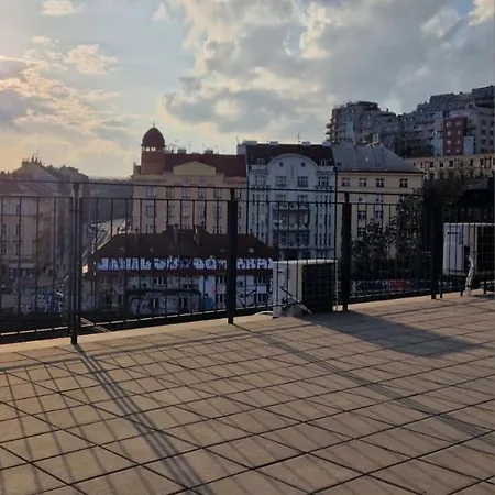 Art 2 I Free Parking I Terrace Apartment *