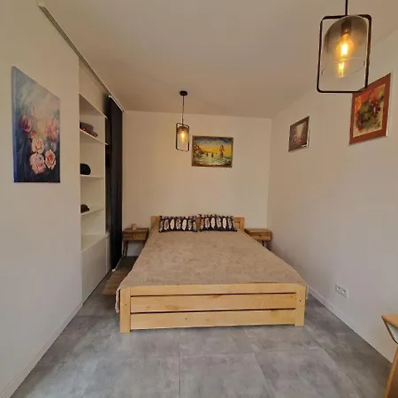 Art 2 I Free Parking I Terrace Apartment Prague